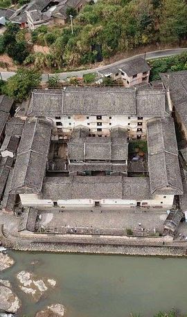 2D1N • Combo: Overnight in Hakka Tulou plus 2-way transfers from Xiamen
