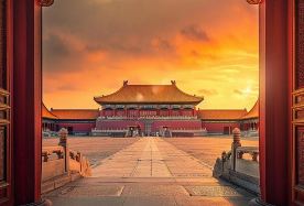 5日4晚 · 獨立包團 · 北平之秋·漫遊京城5日遊 打卡世界四大文化遺產 全程連住2環廈航嘉年華酒店 超大45平米 1·35米雙床房 行程定制可調