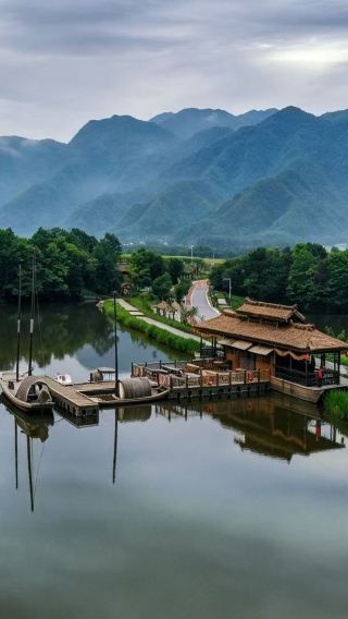 4D3N • Shennongjia + Yichang + Shennong Peak Scenic Area + The Three Gorges Dam Tourism Area