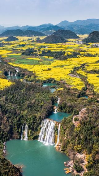 8D7N • Kunming + Dongchuan + Luquan + Luoping + Mile + Yiliang: Red Land + Jiaozi Snow Mountain + Luoping Jiulong Waterfall + Dongfengyun Scenic Area + Strawberry Picking + Stone Forest