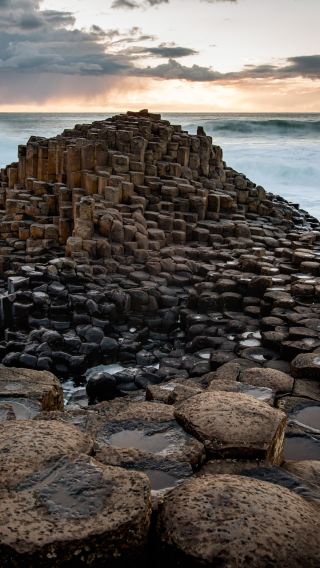 16D15N • Stories and Legends: United Kingdom, Scotland, and Ireland