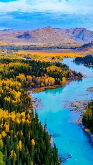 9D8N • Xinjiang + Urumqi + Altay + Yili: 6-person small-group tour with first-class seats, accommodation at three scenic spots, sunset music party & nonstop shuttle to two scenic areas