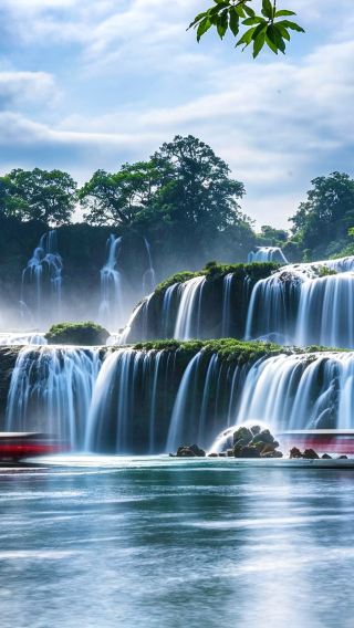 8D7N • China + Guangxi + Nanning + Detian Transnational Waterfall Scenic Spot + Tongling Grand Canyon + Weizhou Island + Beihai + Guilin + Li River + Yangshuo + Longji Rice Terraces