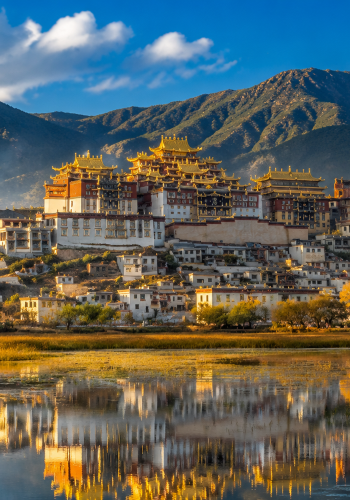 8D7N • Kunming, Chuxiong, Dali, Lijiang, Shangri-La · English-Speaking Guide & Local Food Experiences