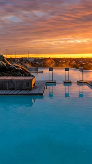 12D11N • Customize your trip: Finland + Iceland: Sampo Icebreaker cruise + Northern Lights chasing + Santa Claus Village visit + ice floating experience + Iceland glacier hiking