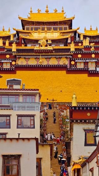 7D6N • Lijiang + Lugu Lake Scenic Area + Shangri-La