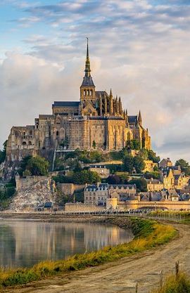 3D2N • 3Day Normandy Mt Saint-Michel & Loire Valley Castles with Pick up