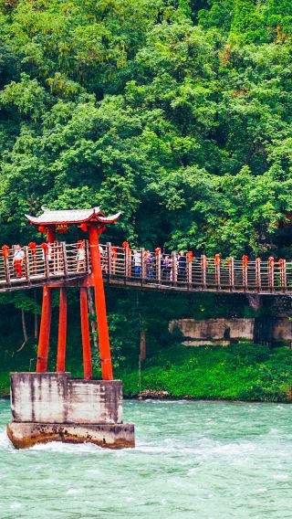 13D12N • Yunnan+ Kunming + Dali City + Lijiang +Jiuzhaigou + Huanglong + Chengdu + Panda + Dujiangyan + Sanxingdui + Leshan + Emei