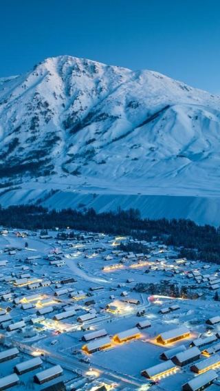 9D8N • N. Xinjiang winter tour—sunset snow party & Hemu bonfire—Hemu cabin stay & near Sayram Lake—opt. Skiing—no shopping, tips incl