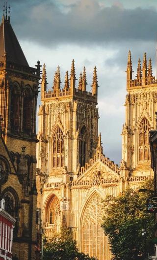 7D6N • United Kingdom + London + York + Edinburgh + Glasgow + Cambridge