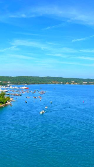 5D4N • Vietnam + Ho Chi Minh City + Mui Ne + Nha Trang Enjoy a classic tour of southern Vietnam