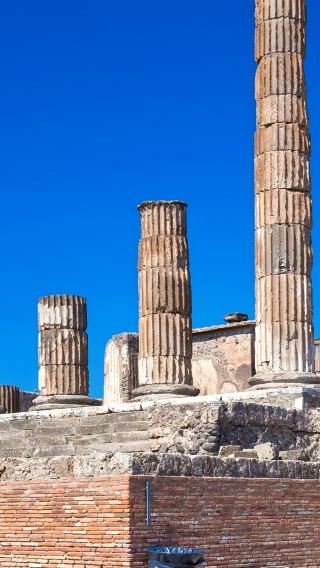 2D1N • Italy + Naples + Cappella Sansevero + National Archaeological Museum of Naples + Pompeii Archaeological Park + Mount Vesuvius + Crossing through thousand years of history to feel the real Naples