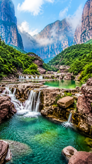 6D5N • Explore the in-depth loop tour of Zhengzhou, Luoyang, Kaifeng, and Yuntai Mountain in Central China, and savor the timeless charm of ancient capitals