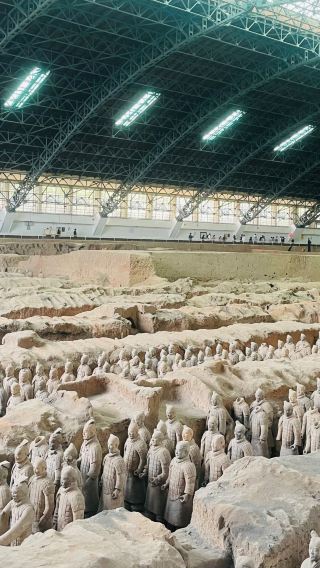 6日5晚 • 洛陽+西安+鄭州6天團 · 【國泰航空】探秘三大古都深度游 升純團   中國五嶽之一~華山、秦始皇兵馬俑、大唐不夜城、少林寺、武術表演、龍門石窟、應天門、陝州~地坑院、迎仙閣、文廟、商城遺址