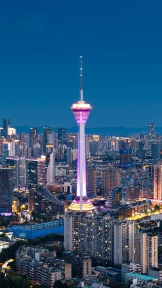 3天2晚 • 「奢享成都」全程入住奢華6鑽飯店，體驗大貓熊「鏟*官」＋遊三國學歷史，都江堰享受成都慢活，贈送流量卡＆轉接插頭