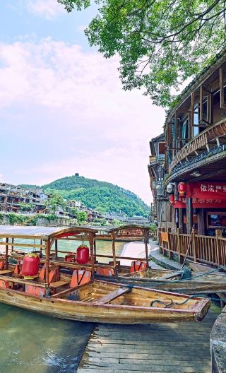 6D5N • Classic Zhangjiajie & Fenghuang with Miao Costume Experience