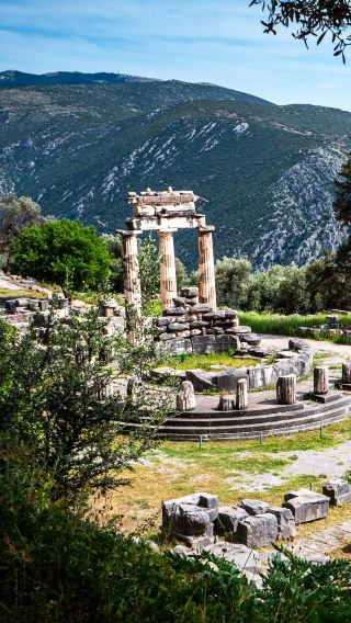 3D2N • Trace the Millennia-Old Trails of Peloponnese: Explore Sacred Ruins of Corinth, Mycenae and Delphi, and Discover Ancient Epics in Olympia and Nafplio