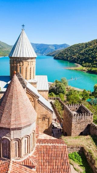 6D5N • Trace the footsteps of ancient Caucasian civilization in Georgia: Tbilisi, Kazbegi, Mtskheta, Signagi