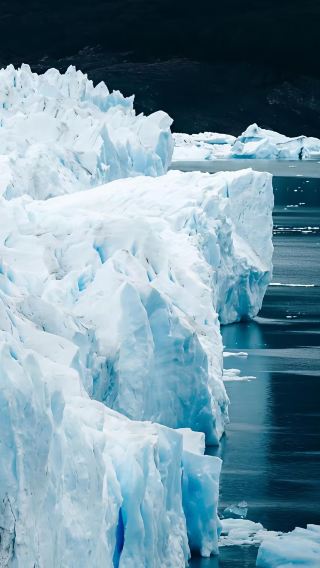 9D8N • Experience the wild tenderness of Argentina: Buenos Aires, Patagonia and Iguazu Falls