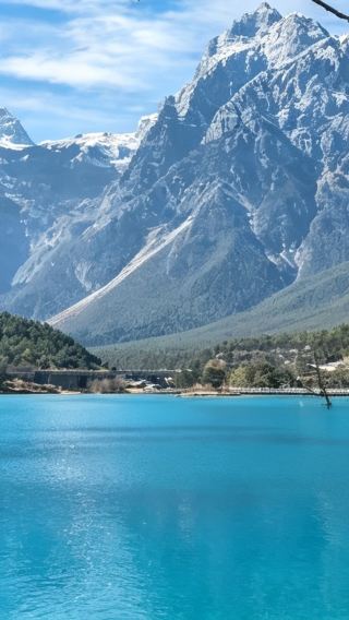 7D6N • Kunming + Dali + Lijiang + Shangri-La: Stone Forest + Erhai Lake + Tie-Dye Experience + Yulong Snow Mountain + Tiger Leaping Gorge + Tangka Painting + Potatso National Park