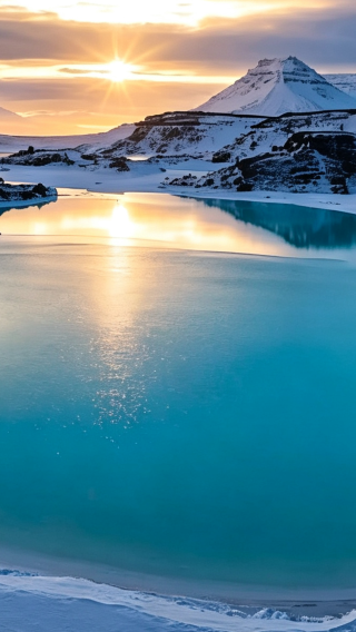 10D9N • Customize your trip: Iceland Blue Lagoon + Akureyri + DC-3 Plane Wreck + Jökulsárlón Glacier Lagoon + Glacier Hiking + Whale Watching