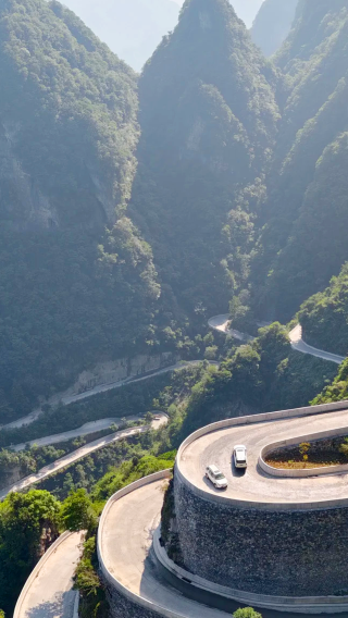 5D4N • Essential Zhangjiajie: Avatar Mountains + Tianmen Mountain + Grand Canyon Glass Bridge