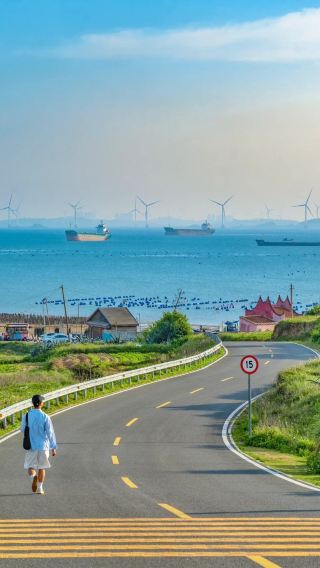 4D3N • Pingtan Island - Wander through Beigang Ancient Stone Village with centuries - old granite stone houses, explore rugged Houyan Island, and catch breathtaking sunset views at Changjiang'ao Wind Farm