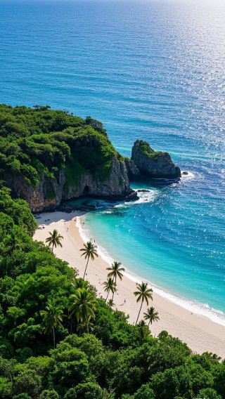 9D8N • Holiday package: Guilin - Chongzuo - Beihai combined tour: Panoramic Li River cruise + Detian Transnational Waterfall + Volcanic Weizhou Island, tips included