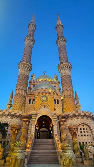2D1N • Customize your trip: Cairo: Giza Pyramids + Saqqara Ancient Pyramid Complex + Grand Egyptian Museum + Saladin Citadel + Customisable Tour Route + Hotel accommodation not included