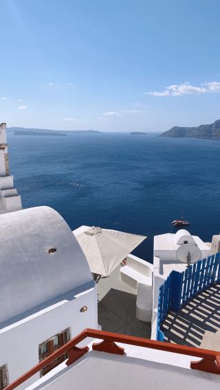 10D9N • Decode Greek myths at Athens Acropolis-Pilgrim the sacred navel land of Delphi-Chase maritime sunset cruise over Santorini's blue-white hamlets