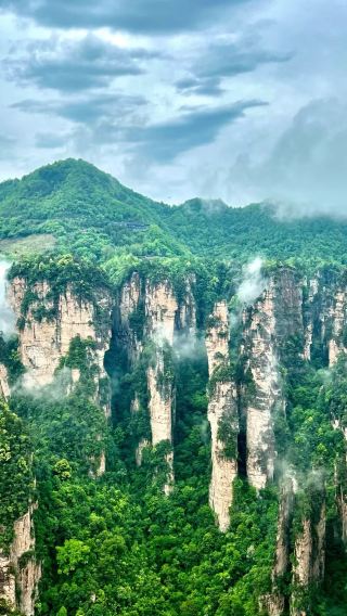 5D4N • Changsha + Zhangjiajie + Tianmen Mountain Glass Walkway + Fenghuang Ancient Town Trip with Full Scenic Transport & Tuojiang Night Cruise