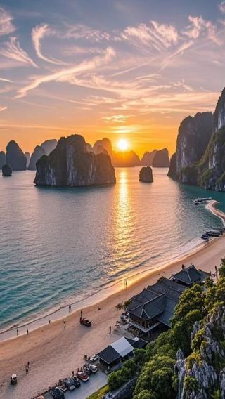 6D5N • Hanoi + Ha Long Bay - Check out the historical and cultural symbol: Place de la Bastille, and enjoy the 'Guilin on the Sea' karst wonders