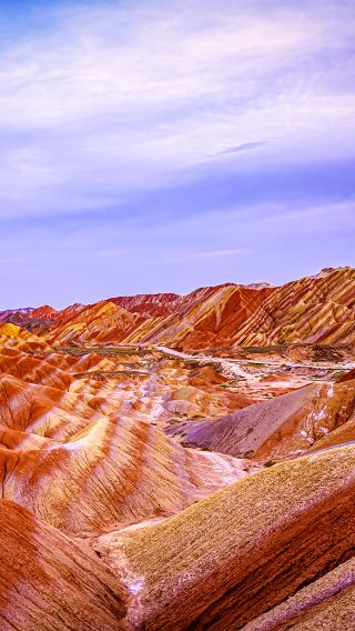 6D5N • Upgrade to small group upon inquiry. Lanzhou + WuWeiLeitai Park Zhangye + Jiayuguan + Dunhuang + Dunhuang Yardang National Geopark + Yumen Pass