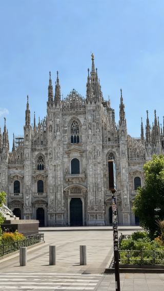 4D3N • Italy
