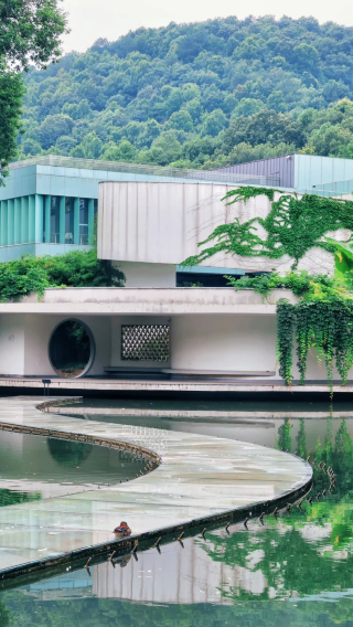 3D2N • China + Hangzhou + West Lake + Southern Song Imperial Street + Southern Song Dynasty Guan Kiln Museum + Qing He Fang