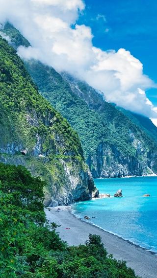 5天4晚 • HOT 季節限定「花蓮賞鯨＋台東熱氣球」高雄＋墾丁＋台東＋花蓮5天東線之旅，特別安排「墾丁小奈良」親近梅花鹿的夢幻時光