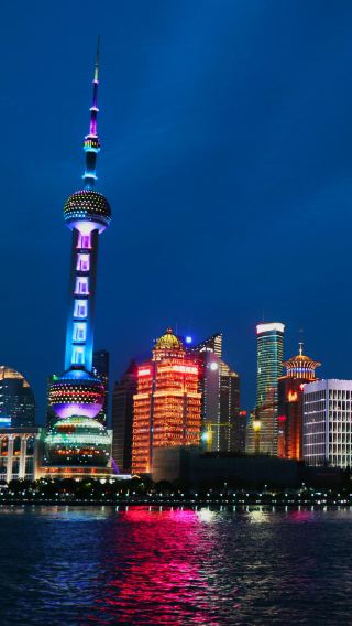8D7N • Shanghai - Hangzhou - Wuzhen - Suzhou - Wuxi · Premium 4-star hotels · authentic local experiences · 4-person small-group tour with Chinese-speaking tour guide