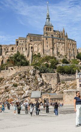 3D2N • 3Day Normandy Mt Saint-Michel & Loire Valley Castles with Pick up