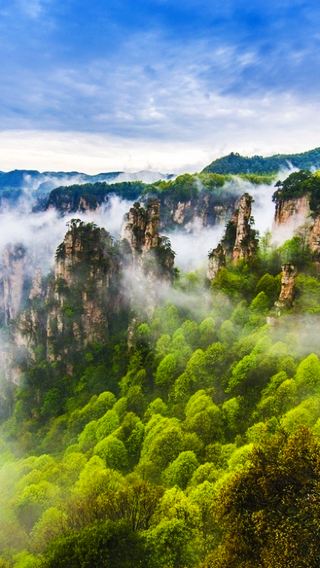 8D7N • Changsha + Zhangjiajie + Fenghuang County + Furong Town