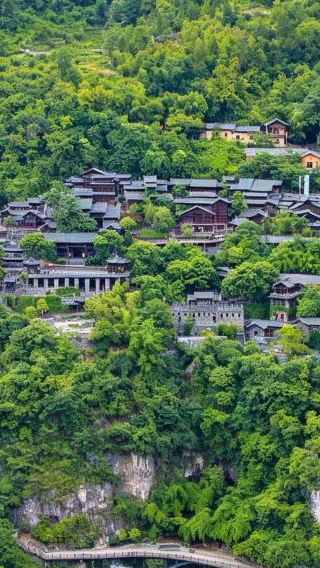 4D3N • Yichang + Tribe of the Three Gorges + Qingjiang Gallery + The Three Gorges Dam Tourism Area
