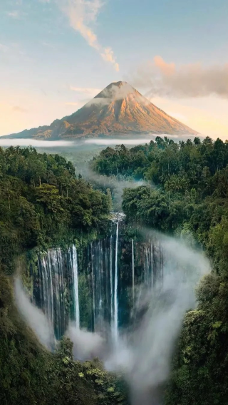 4D3N • Customize your trip: Indonesia + Mount Bromo Sunrise + Climb Ijen Volcano to Witness Blue Fire + Enjoy volcano summit hiking