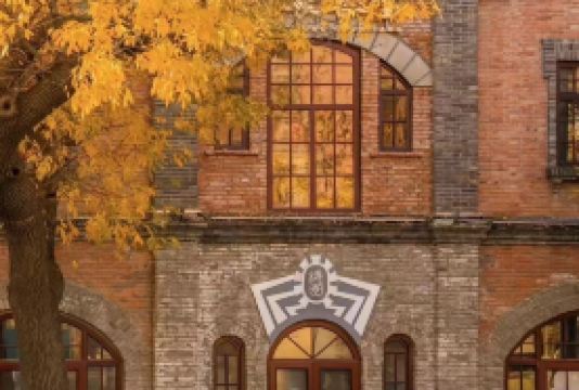 4日3晚 · 旅行團 · 北京八達嶺長城+故宮博物院+天壇公園+頤和園+天安門廣場·酒店入住核心繁華商圈+赠黄包车感受胡同與四合院文化+觀老北京雜技演出+3正餐含烤鴨