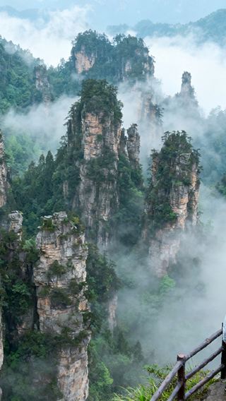 3D2N • Essential Zhangjiajie: Avatar Mountains + Tianmen Mountain + Grand Canyon Glass Bridge