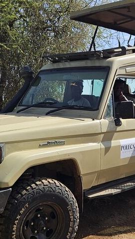 2D1N • 2-Day Private Luxury Fly-In Safari from Zanzibar & Return