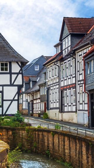 8D7N • Germany ROT