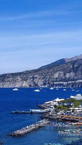 4D3N • 4 Days Southern Italy including Sorrento & Amalfi Coast