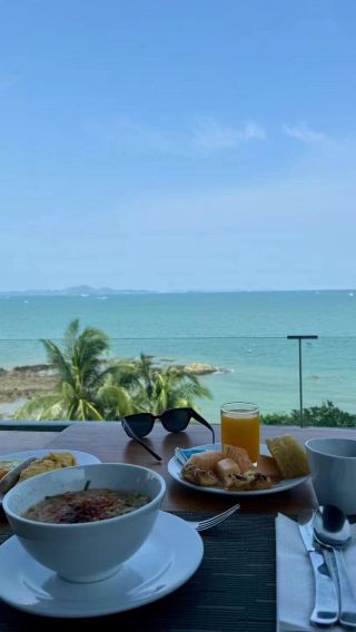 6D5N • Thailand Bangkok + Pattaya + Koh Samet + Ko Man Klang/Designated Wyndham 60 sqm 1-bedroom Suite with Sea View Villa or Bubble House, Live-fire shooting, Elephant riding, Afternoon tea