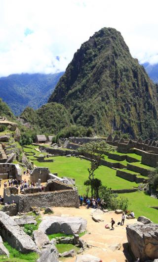 8D7N • Lima, Nazca Lines, Cusco, Sacred Valley, Machu Picchu and Rainbow Mountain