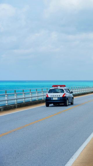 4天3晚 • 沖繩親子海洋度假｜那霸連住3晚免搬遷&全程專屬包車 + 海豚互動體驗&美麗海水族館＋古宇利藍海大橋＋瀨長島夕陽美景