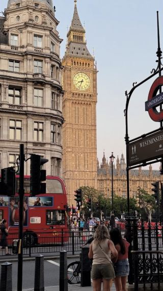 12D11N • Explore England & Scotland's highlights · Classic ring tour